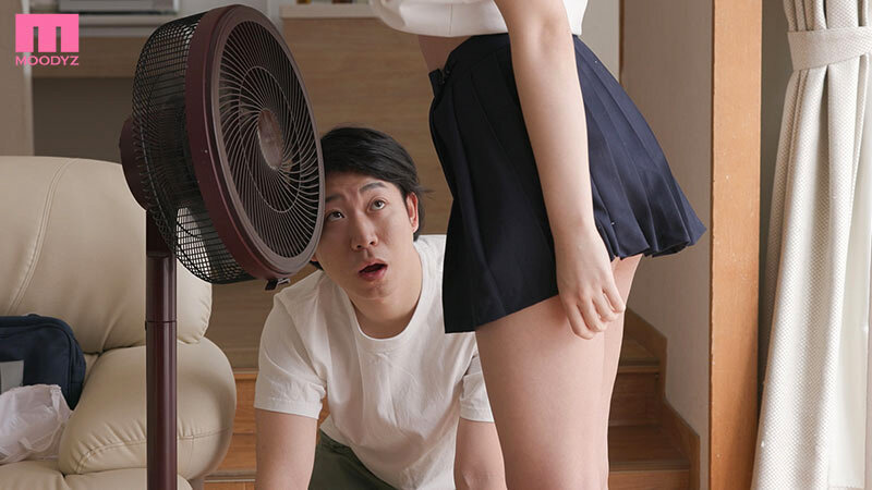 Chúng Tôi Sống Chung Trong Một Cuộc Sống Chung Điên Rồ, Lên Đỉnh Núm Vú Mà Không Bị Vợ Tôi Phát Hiện